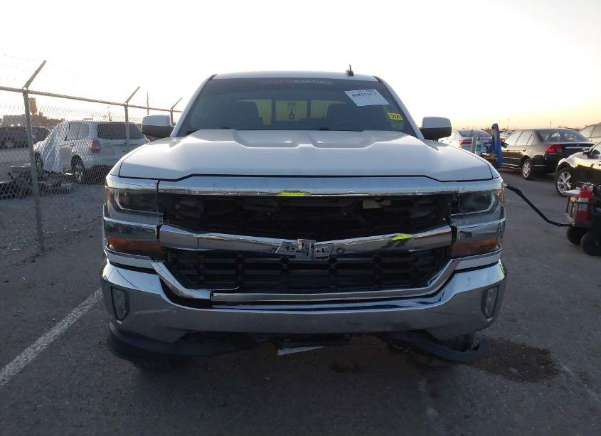 Photo 12 of 2016 Chevrolet Silverado 1500 1LT (VIN 3GCUKREC5GG381739)