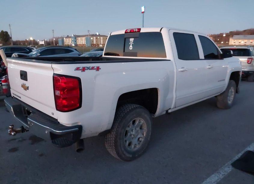 Photo 4 of 2016 Chevrolet Silverado 1500 1LT (VIN 3GCUKREC5GG381739)