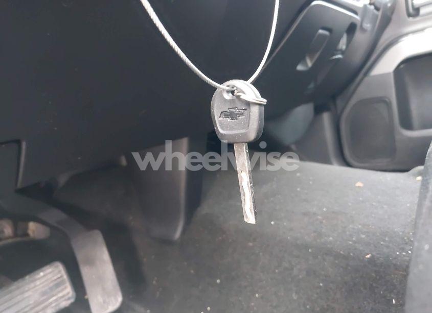 Photo 11 of 2017 Chevrolet Silverado 1500 2LT (VIN 3GCUKREC5HG162765)