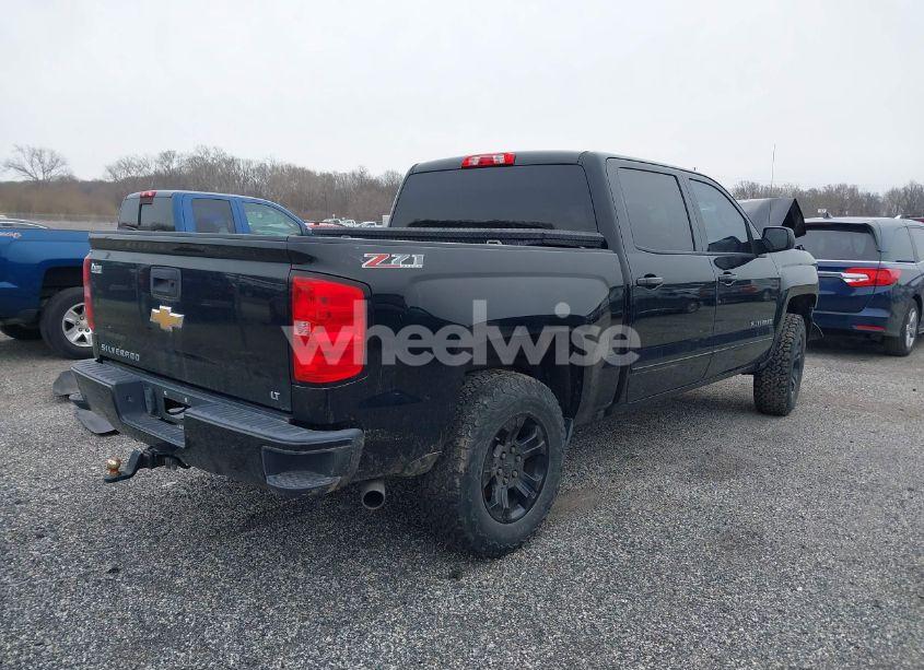 Photo 4 of 2017 Chevrolet Silverado 1500 2LT (VIN 3GCUKREC5HG162765)