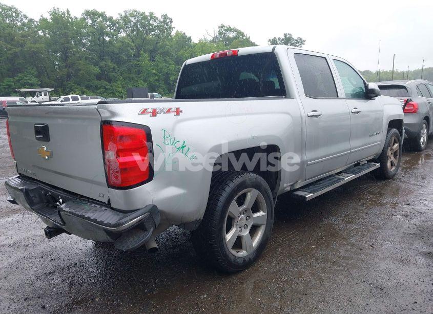 Photo 4 of 2017 Chevrolet Silverado 1500 1LT (VIN 3GCUKREC5HG350279)