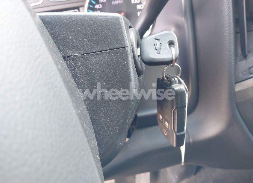 Photo 11 of 2017 Chevrolet Silverado 1500 1LT (VIN 3GCUKREC5HG407337)