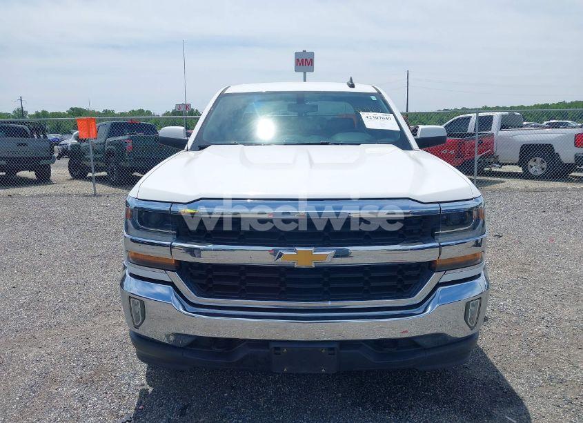 Photo 12 of 2017 Chevrolet Silverado 1500 1LT (VIN 3GCUKREC5HG407337)