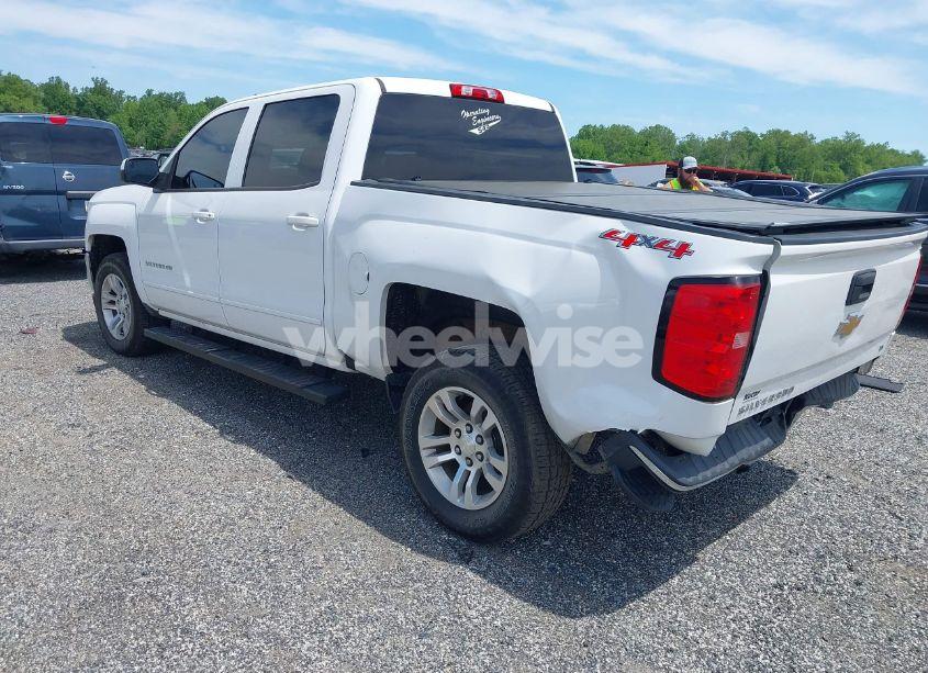 Photo 3 of 2017 Chevrolet Silverado 1500 1LT (VIN 3GCUKREC5HG407337)