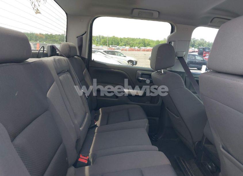 Photo 8 of 2017 Chevrolet Silverado 1500 1LT (VIN 3GCUKREC5HG407337)