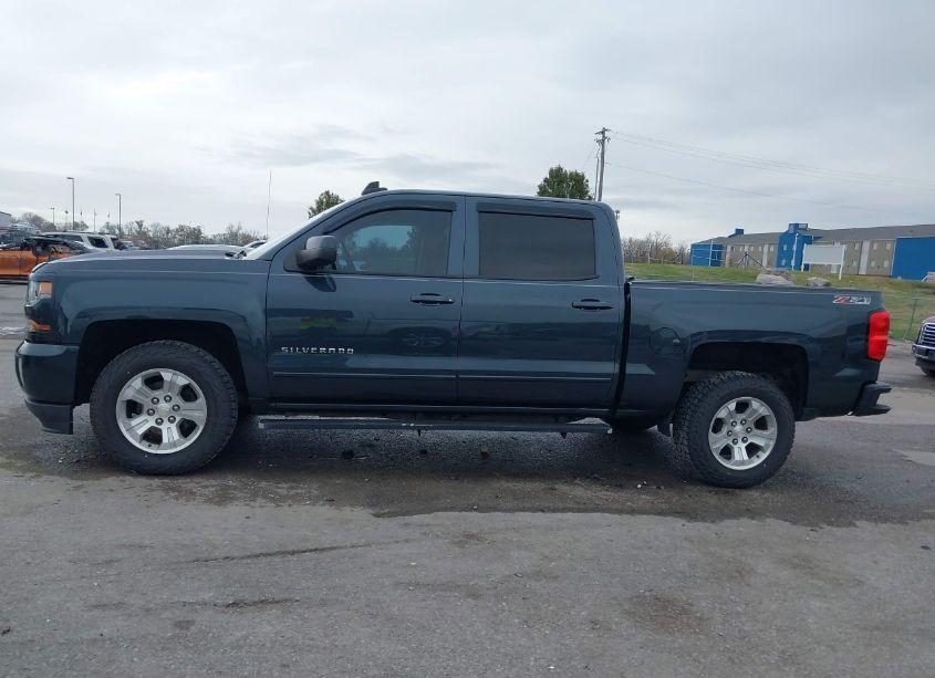 Photo 14 of 2017 Chevrolet Silverado 1500 2LT (VIN 3GCUKREC5HG518468)