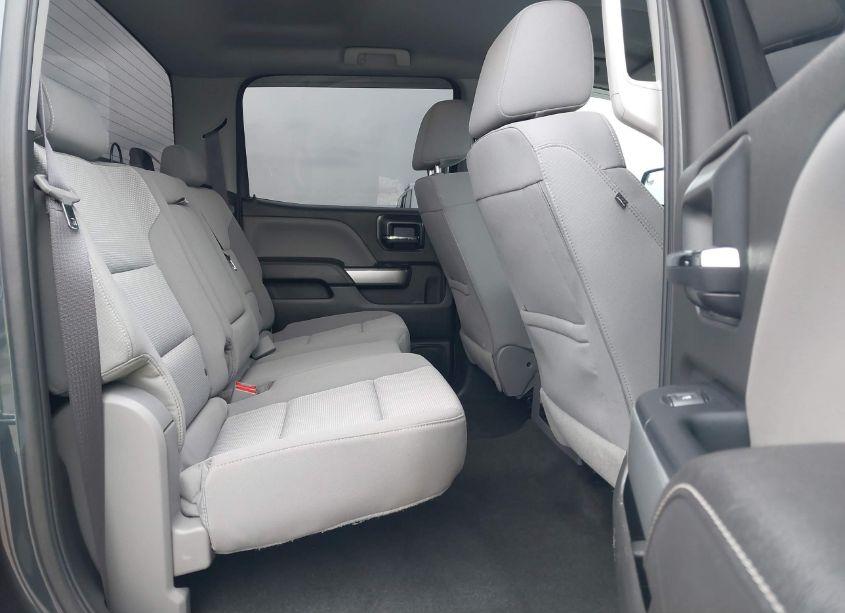 Photo 8 of 2017 Chevrolet Silverado 1500 2LT (VIN 3GCUKREC5HG518468)