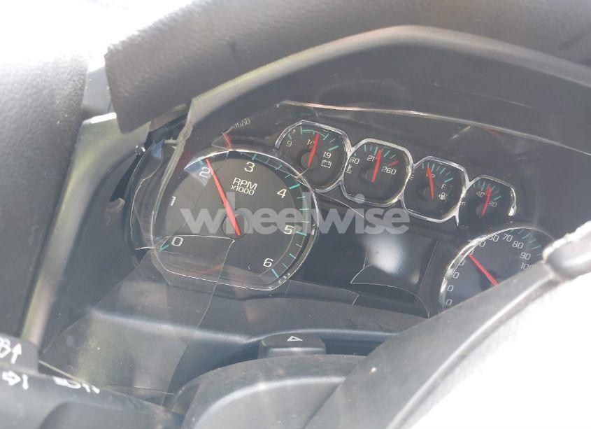 Photo 16 of 2018 Chevrolet Silverado 1500 1LT (VIN 3GCUKREC5JG142117)