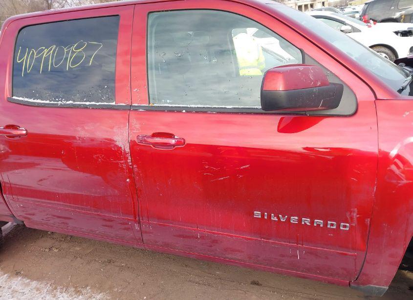 Photo 13 of 2018 Chevrolet Silverado 1500 LT (VIN 3GCUKREC5JG219858)