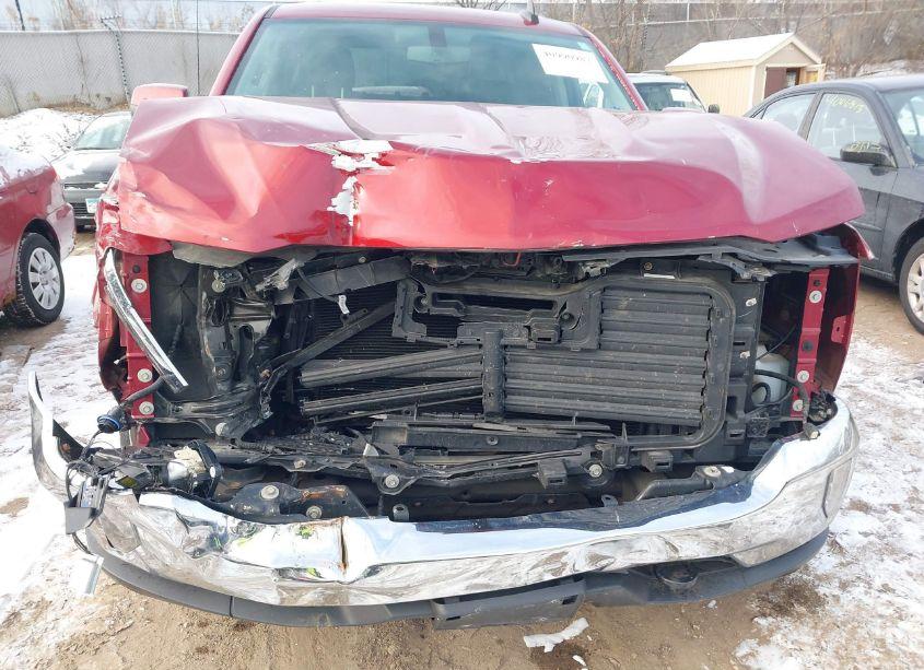 Photo 6 of 2018 Chevrolet Silverado 1500 LT (VIN 3GCUKREC5JG219858)