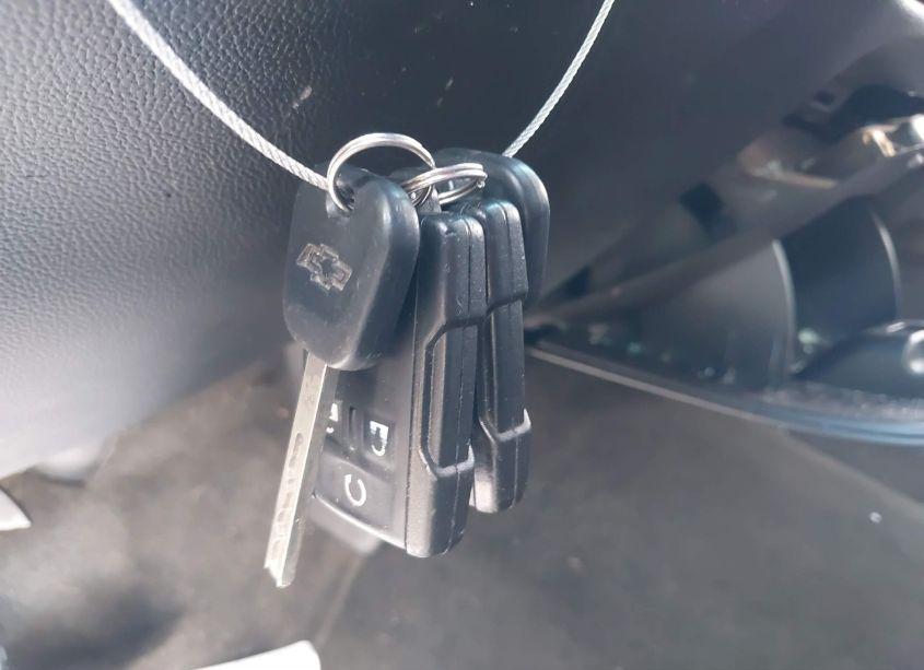 Photo 11 of 2018 Chevrolet Silverado 1500 2LT (VIN 3GCUKREC5JG223537)