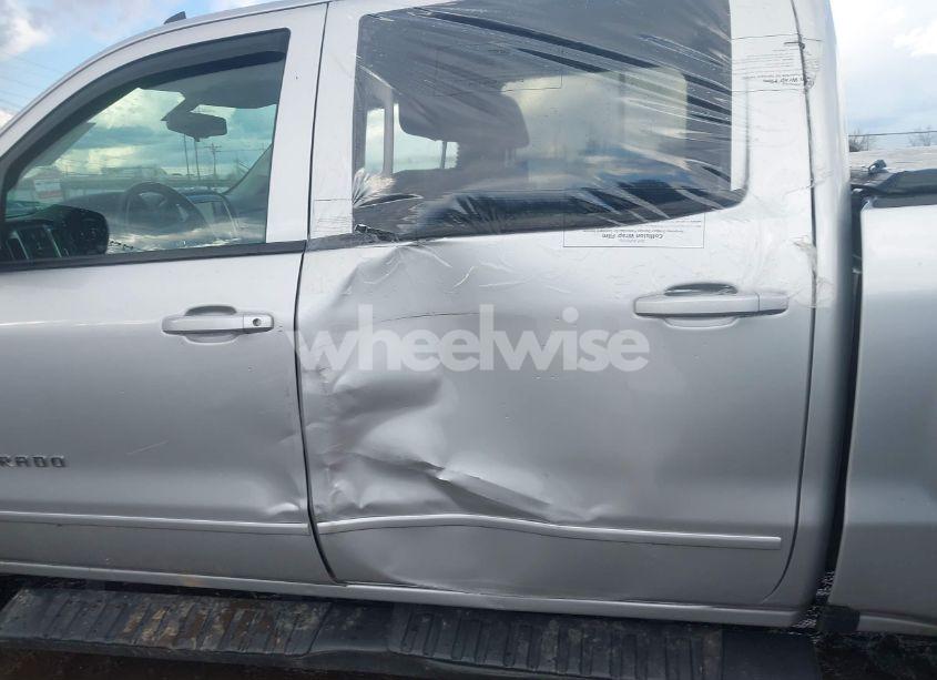 Photo 14 of 2018 Chevrolet Silverado 1500 1LT (VIN 3GCUKREC5JG385426)