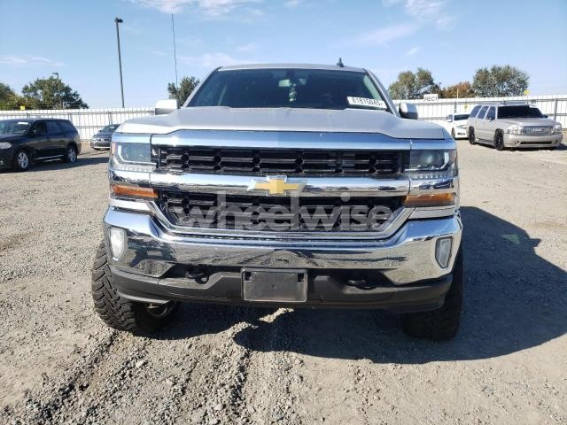 Photo 9 of 2018 CHEVROLET SILVERADO K1500 LT N/A (VIN 3GCUKREC5JG389461)