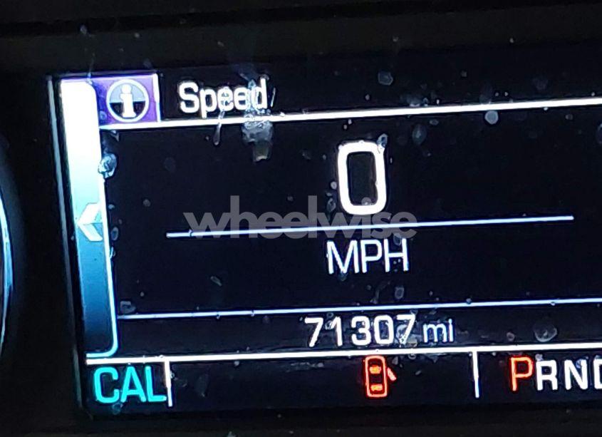 Photo 16 of 2018 Chevrolet Silverado 1500 2LT (VIN 3GCUKREC5JG604708)