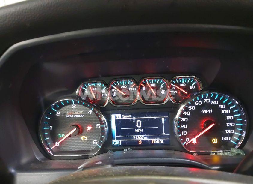 Photo 7 of 2018 Chevrolet Silverado 1500 2LT (VIN 3GCUKREC5JG604708)