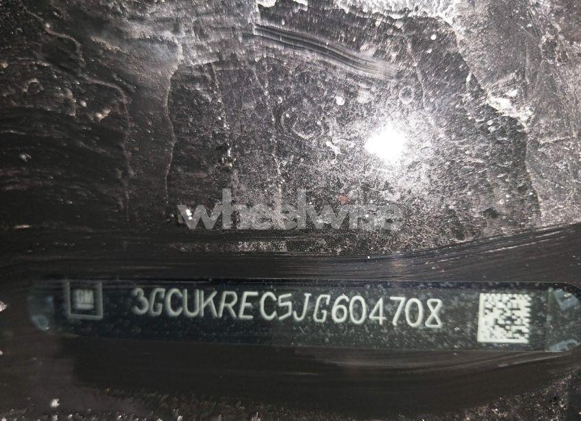 Photo 9 of 2018 Chevrolet Silverado 1500 2LT (VIN 3GCUKREC5JG604708)