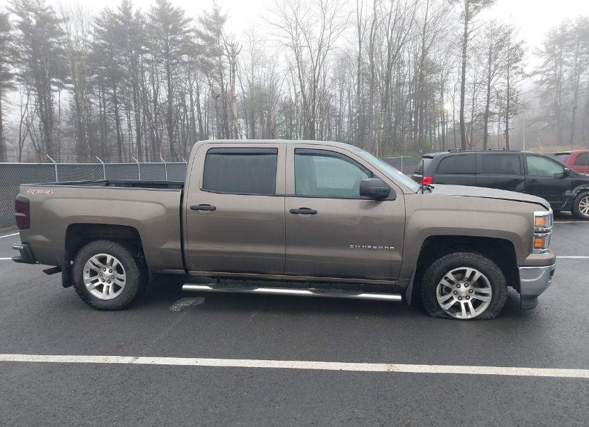 Photo 13 of 2014 Chevrolet Silverado 1500 1LT (VIN 3GCUKREC6EG158106)