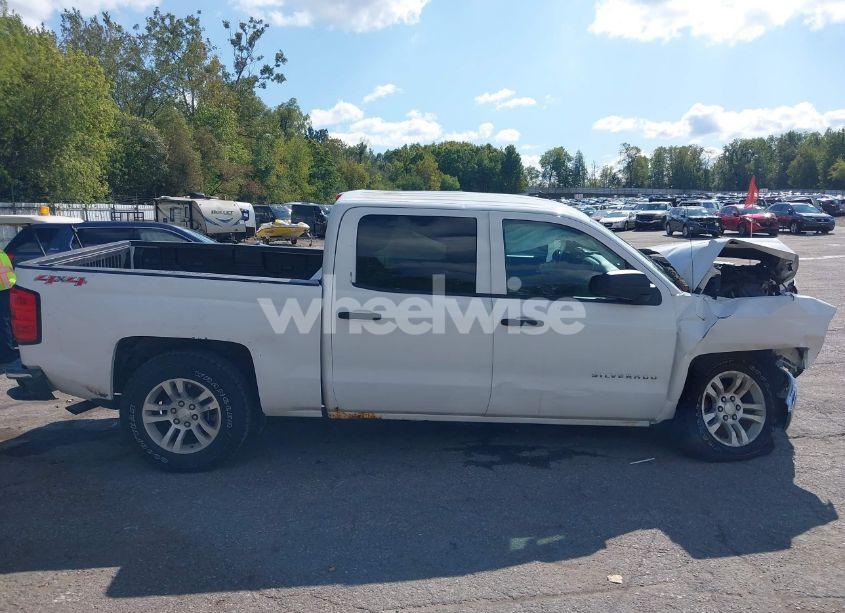 Photo 12 of 2014 Chevrolet Silverado 1500 1LT (VIN 3GCUKREC6EG181031)