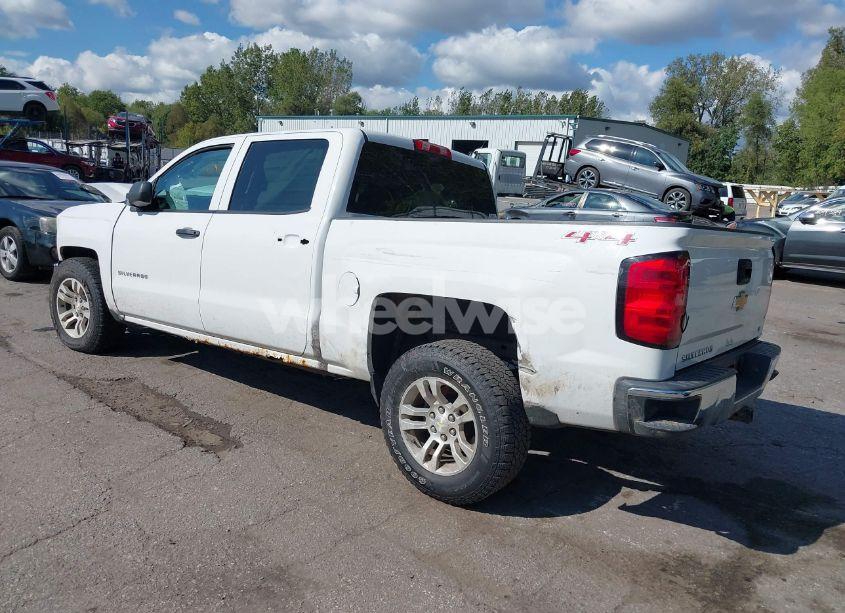 Photo 3 of 2014 Chevrolet Silverado 1500 1LT (VIN 3GCUKREC6EG181031)