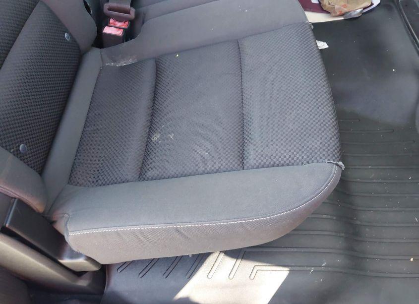 Photo 8 of 2014 Chevrolet Silverado 1500 1LT (VIN 3GCUKREC6EG262370)