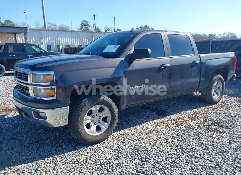 Photo 2 of 2014 Chevrolet Silverado 1500 LT (VIN 3GCUKREC6EG553001)