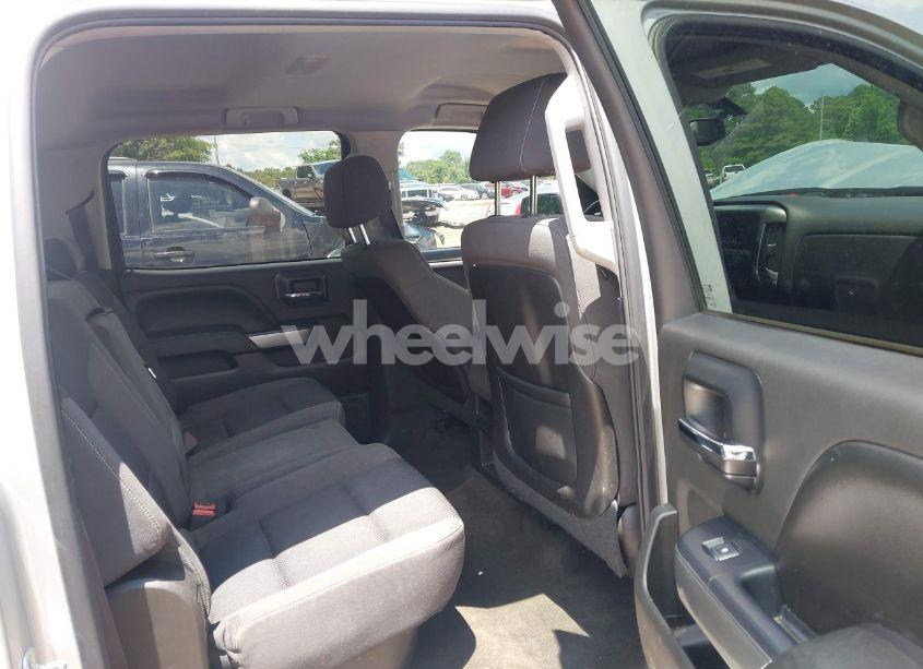 Photo 8 of 2015 Chevrolet Silverado 1500 1LT (VIN 3GCUKREC6FG111532)