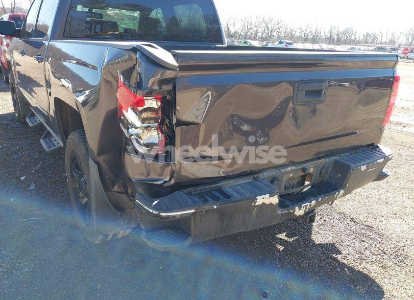 Photo 6 of 2015 Chevrolet Silverado 1500 1LT (VIN 3GCUKREC6FG163663)