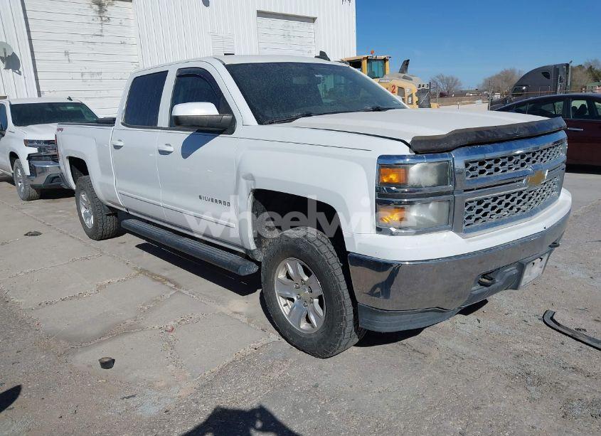 2015 Chevrolet Silverado 1500 1LT (VIN 3GCUKREC6FG204938) main photo
