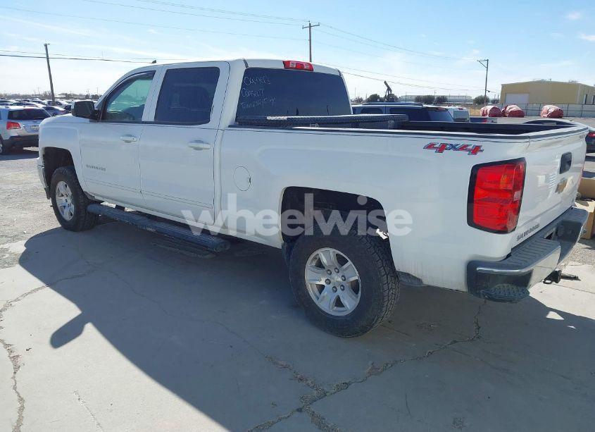 Photo 3 of 2015 Chevrolet Silverado 1500 1LT (VIN 3GCUKREC6FG204938)