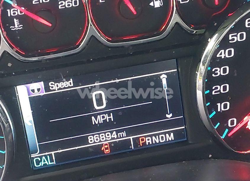 Photo 15 of 2015 Chevrolet Silverado 1500 1LT (VIN 3GCUKREC6FG323590)