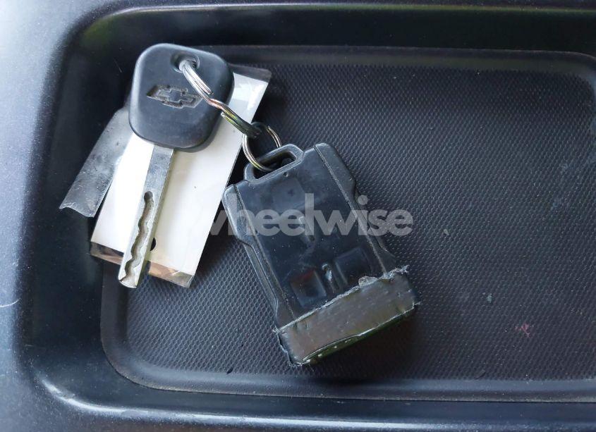 Photo 11 of 2015 Chevrolet Silverado 1500 1LT (VIN 3GCUKREC6FG366696)