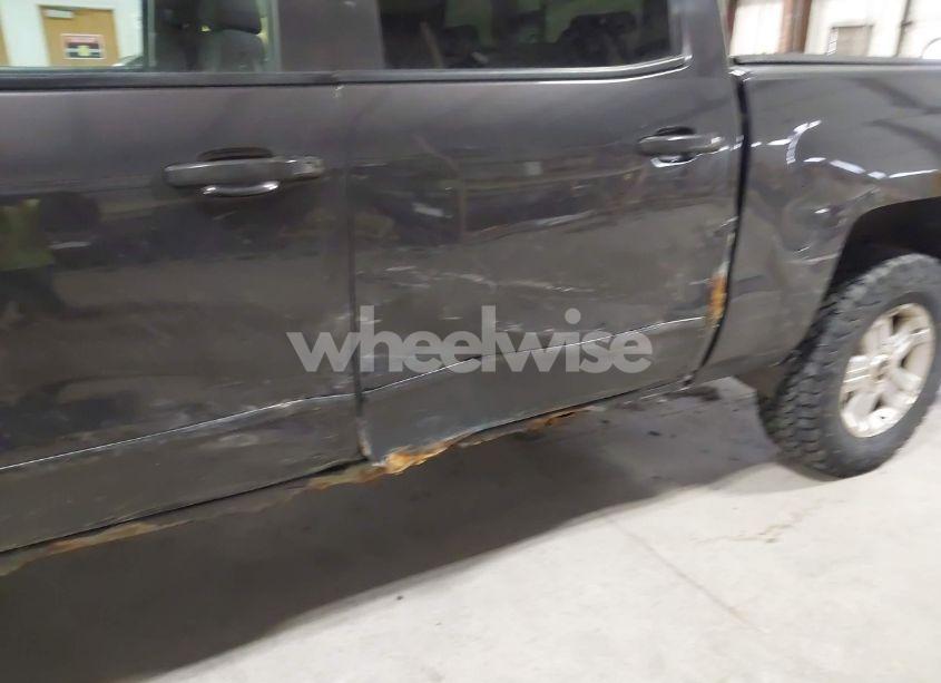 Photo 6 of 2015 Chevrolet Silverado 1500 2LT (VIN 3GCUKREC6FG460464)