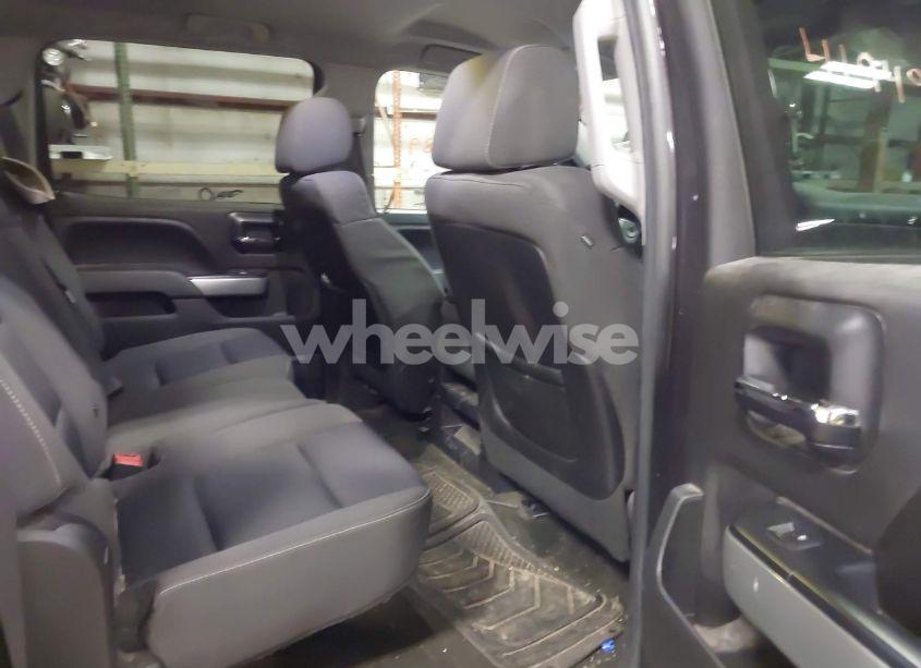 Photo 8 of 2015 Chevrolet Silverado 1500 2LT (VIN 3GCUKREC6FG460464)