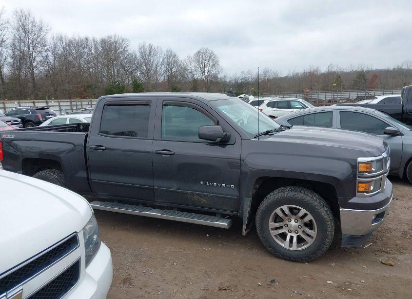 Photo 13 of 2015 Chevrolet Silverado 1500 2LT (VIN 3GCUKREC6FG520775)
