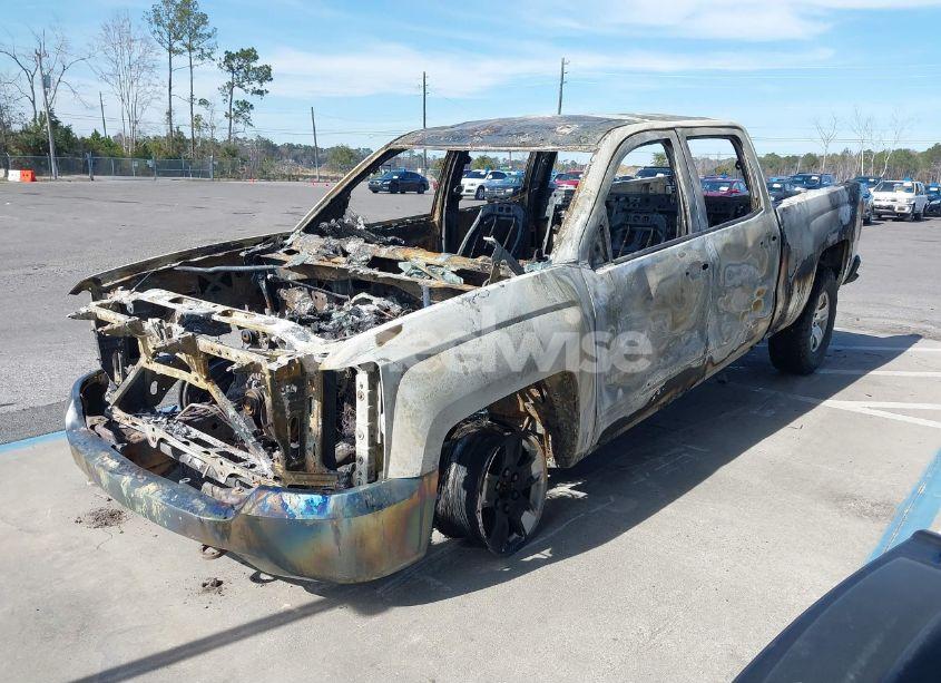 Photo 2 of 2016 Chevrolet Silverado K1500 LT (VIN 3GCUKREC6GG258788)