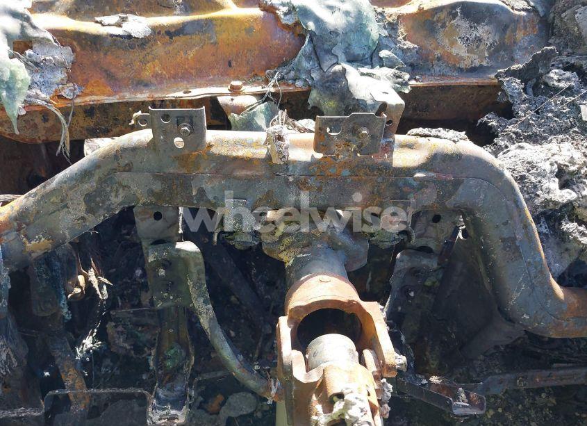 Photo 7 of 2016 Chevrolet Silverado K1500 LT (VIN 3GCUKREC6GG258788)