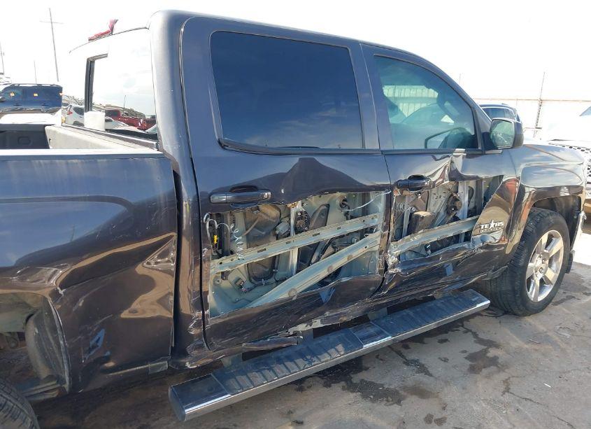 Photo 6 of 2016 Chevrolet Silverado 1500 1LT (VIN 3GCUKREC6GG274957)