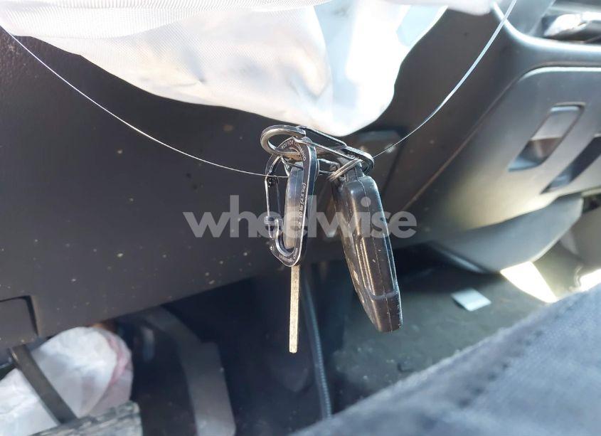 Photo 11 of 2017 Chevrolet Silverado 1500 2LT (VIN 3GCUKREC6HG144372)