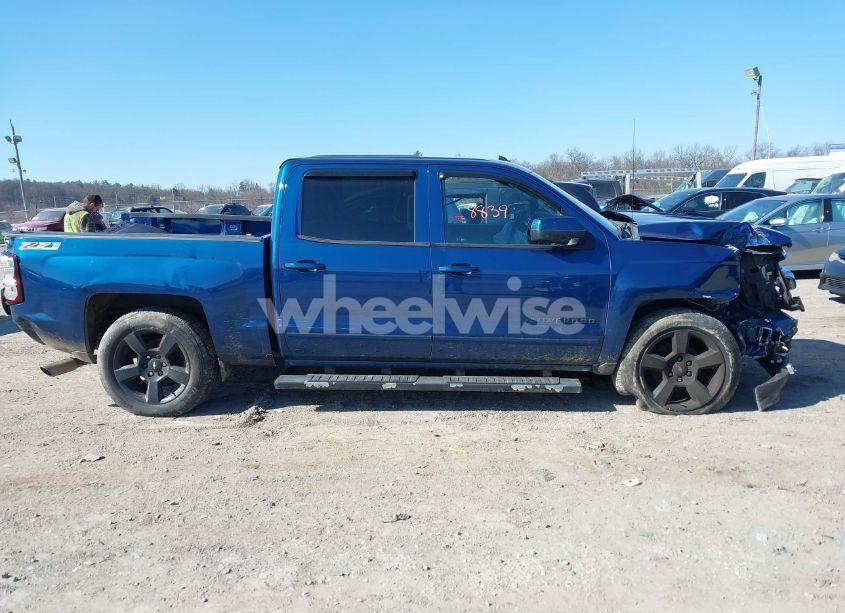 Photo 13 of 2017 Chevrolet Silverado 1500 2LT (VIN 3GCUKREC6HG144372)