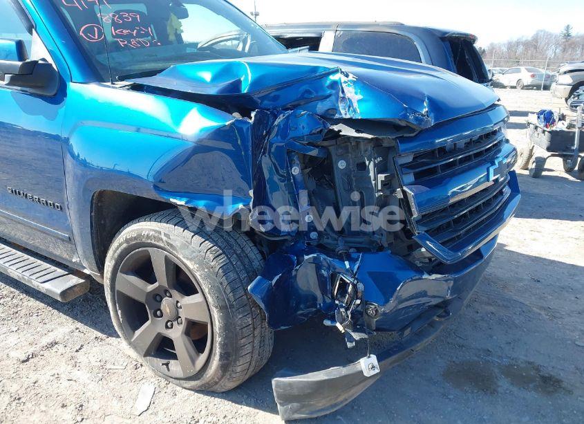 Photo 6 of 2017 Chevrolet Silverado 1500 2LT (VIN 3GCUKREC6HG144372)