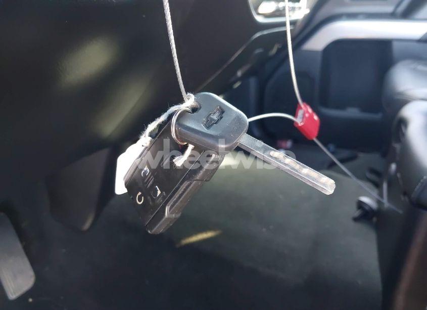 Photo 11 of 2017 Chevrolet Silverado 1500 2LT (VIN 3GCUKREC6HG155517)