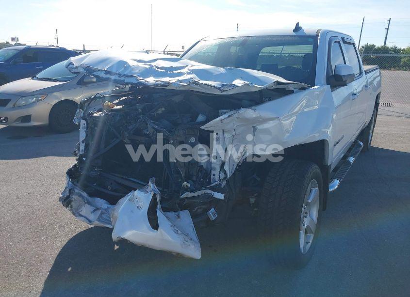 Photo 18 of 2017 Chevrolet Silverado 1500 2LT (VIN 3GCUKREC6HG155517)