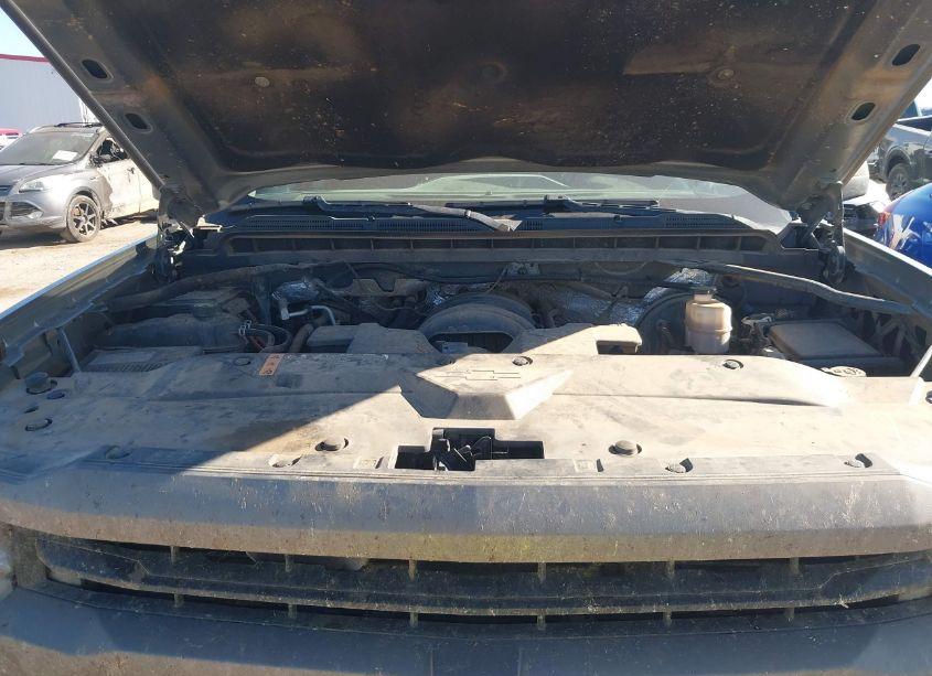 Photo 10 of 2017 Chevrolet Silverado 1500 2LT (VIN 3GCUKREC6HG232600)