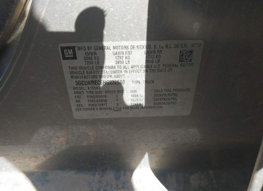 Photo 9 of 2017 Chevrolet Silverado 1500 2LT (VIN 3GCUKREC6HG232600)