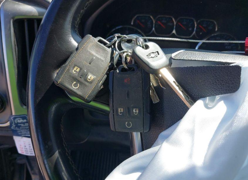 Photo 11 of 2017 Chevrolet Silverado 1500 1LT (VIN 3GCUKREC6HG239708)