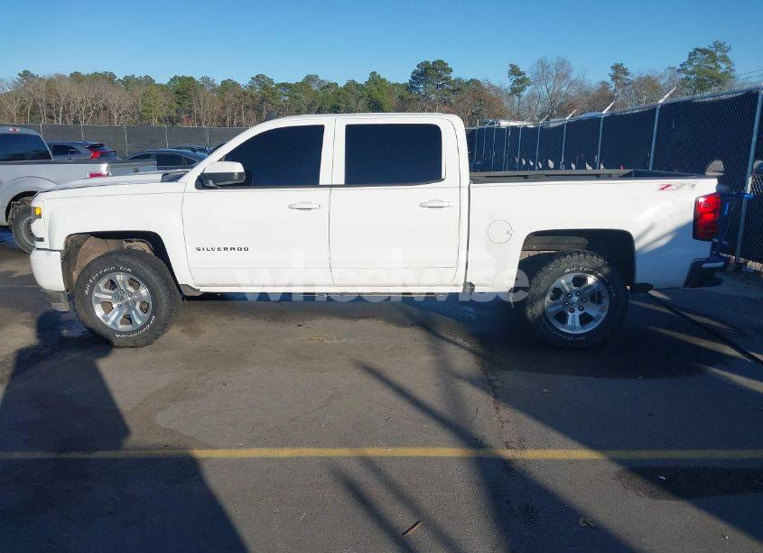 Photo 14 of 2017 Chevrolet Silverado 1500 2LT (VIN 3GCUKREC6HG406441)