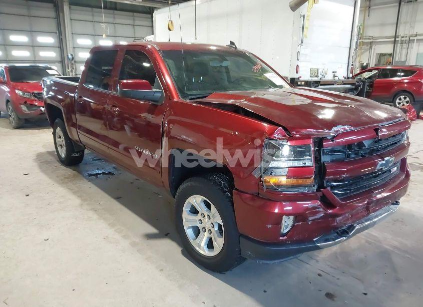 2017 Chevrolet Silverado 1500 2LT (VIN 3GCUKREC6HG417861) main photo