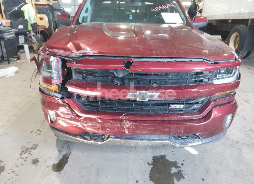 Photo 6 of 2017 Chevrolet Silverado 1500 2LT (VIN 3GCUKREC6HG417861)