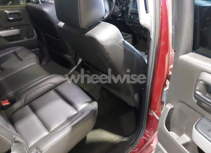 Photo 8 of 2017 Chevrolet Silverado 1500 2LT (VIN 3GCUKREC6HG417861)