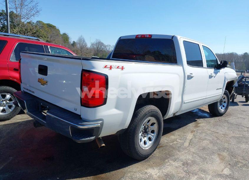 Photo 4 of 2017 Chevrolet Silverado 1500 1LT (VIN 3GCUKREC6HG464324)